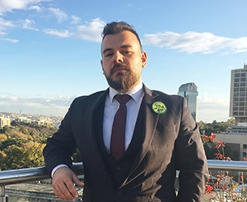 İsmail Güney — Broker, Ticari Gayrimenkul Uzmanı, Ferizli Sakarya
